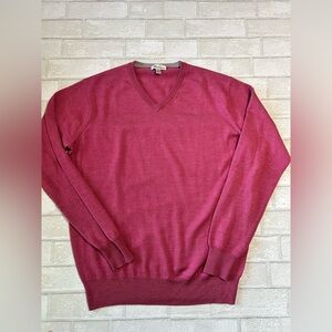Peter Millar V-Neck Sweater in Rich Pink
